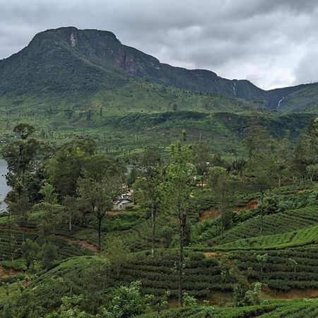 Subash Hotel Nallathanniya Esterno foto